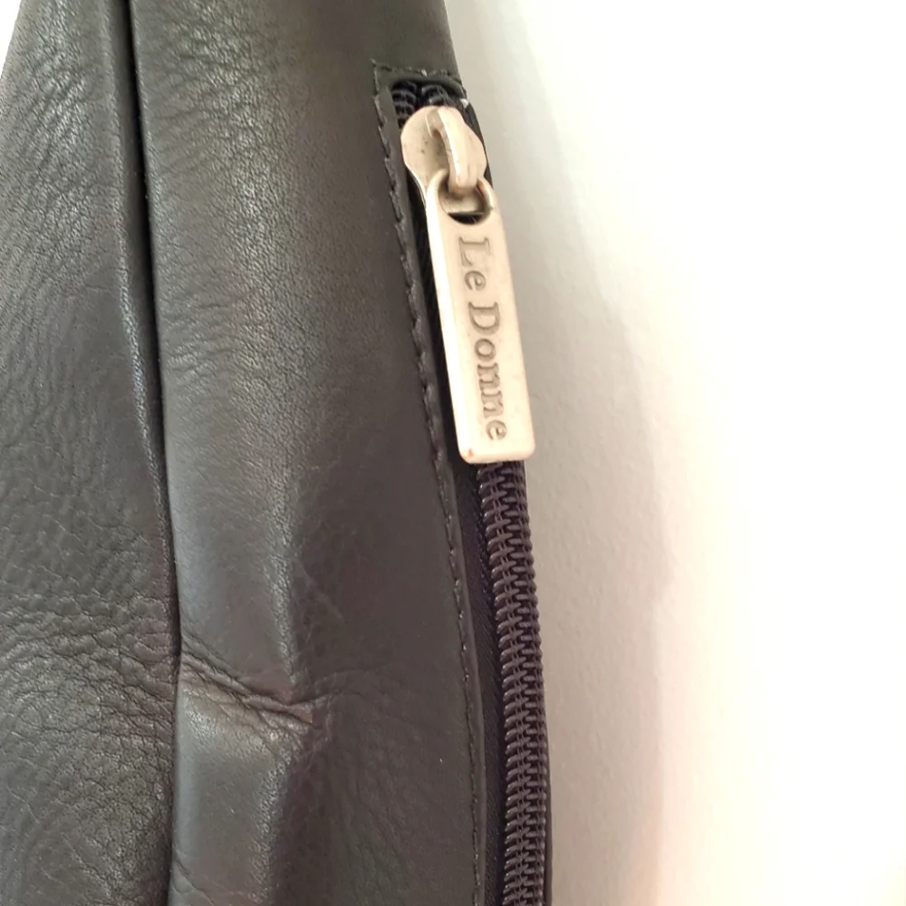 Le Donne Leather Side-Zip Shoulder Bag